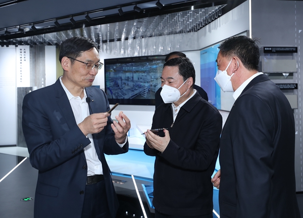 郝鵬、國資、央企、國資委、書記、主任、國企、企業改革