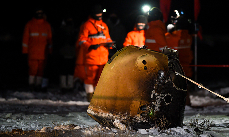 圖為12月17日拍攝的嫦娥五號返回器。（新華社記者 彭源 攝）