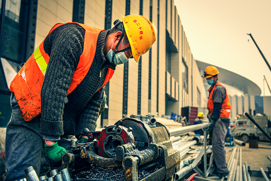 圖為雄安站房施工現場。