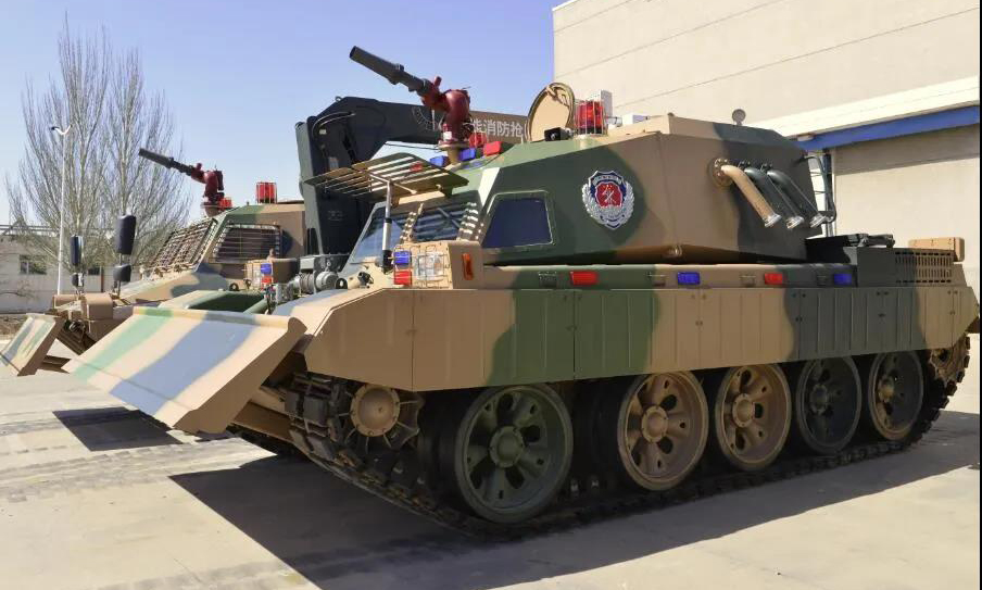 7月8日晚，四川廣漢一花炮廠發生燃爆事故。7月9日凌晨，當地消防部門調集由中國兵器工業集團一機集團研制生產的履帶式多功能搶險救援車協助滅火救援工作。目前事故現場明火已全部撲滅，剩余生產原料轉運完畢。中國兵器工業集團一機集團履帶式多功能搶險救援車使用坦克底盤，發揮裝甲履帶車的長處，集清除障礙、消防滅火兩大功能于一身，同時還具有優良的防護性能和機動性能，能有效保護車內人員的安全。