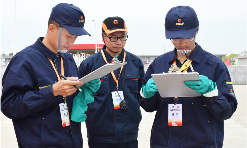 自2006年至今，中國航油已成功舉辦七屆民航航空油料崗位職業技能大賽，一大批優秀專業技能人才通過大賽脫穎而出。其中，有7名獲獎選手榮獲全國或民航“五一勞動獎章”，29名獲獎選手榮獲全國或民航“技術能手”，16名獲獎選手榮獲“全國民航金牌員工”，近百名選手晉升了職業資格。圖為中國民航航空油料計量統計員職業技能大賽決賽現場。 