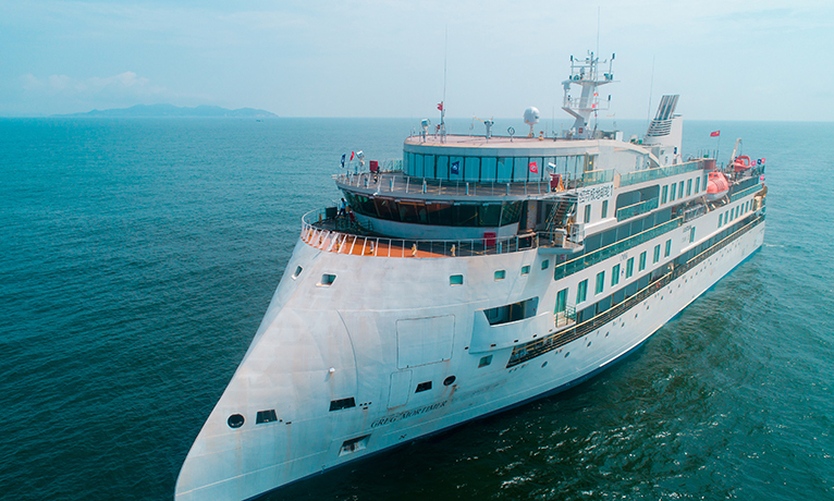 圖為招商極地探險郵輪1號船（CMHI-196-1）進行靜態性能實驗。