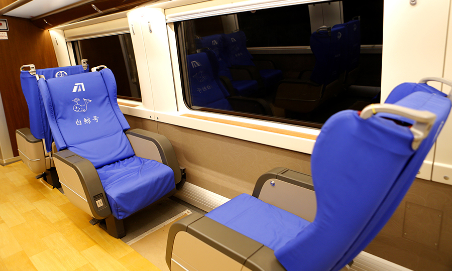 圖為列車內的商務車廂。