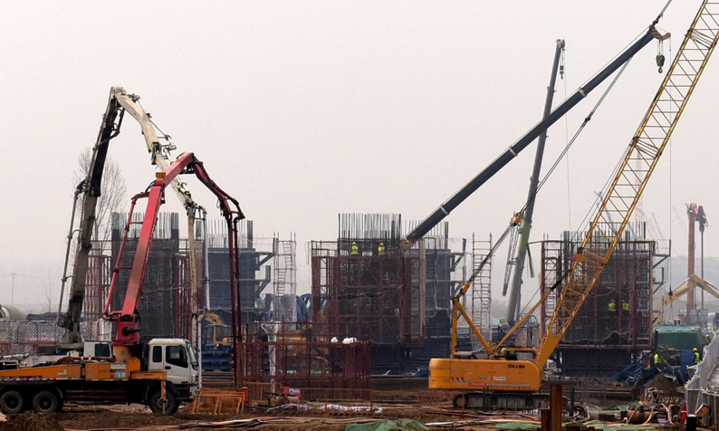 圖為3月3日，施工中的鄭濟高鐵鄭州黃河特大橋。（新華社記者 朱祥 攝）