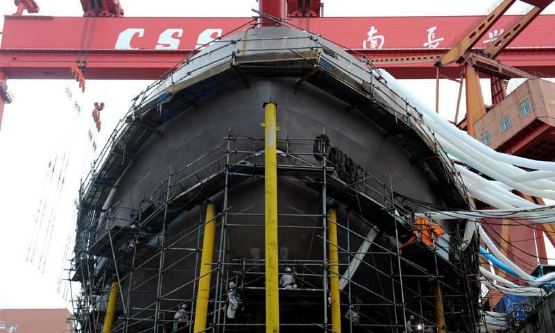 圖為8月14日拍攝的“雪龍2”號建造現場。（新華社記者 張建松 攝）