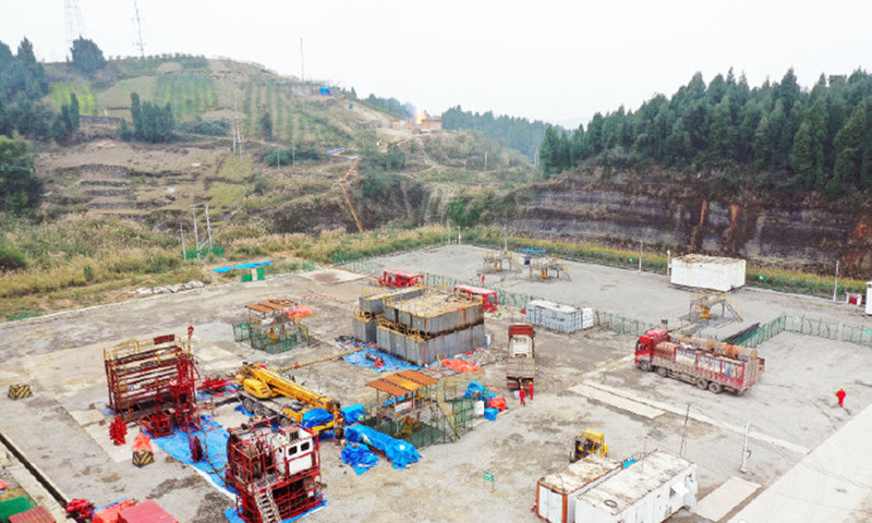 涪茅3HF井是針對涪陵頁巖氣田焦石壩區塊茅口組—棲霞組部署的一口水平井。