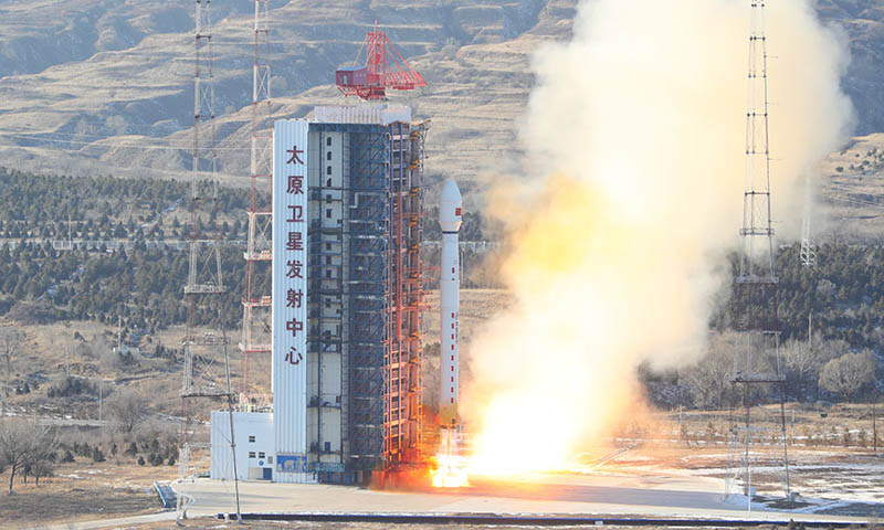 12月27日15時37分，我國在太原衛星發射中心使用長征四號乙運載火箭，成功將高分十一號04星發射升空，衛星順利進入預定軌道，發射任務獲得圓滿成功。新華社發（王曉虎 攝）