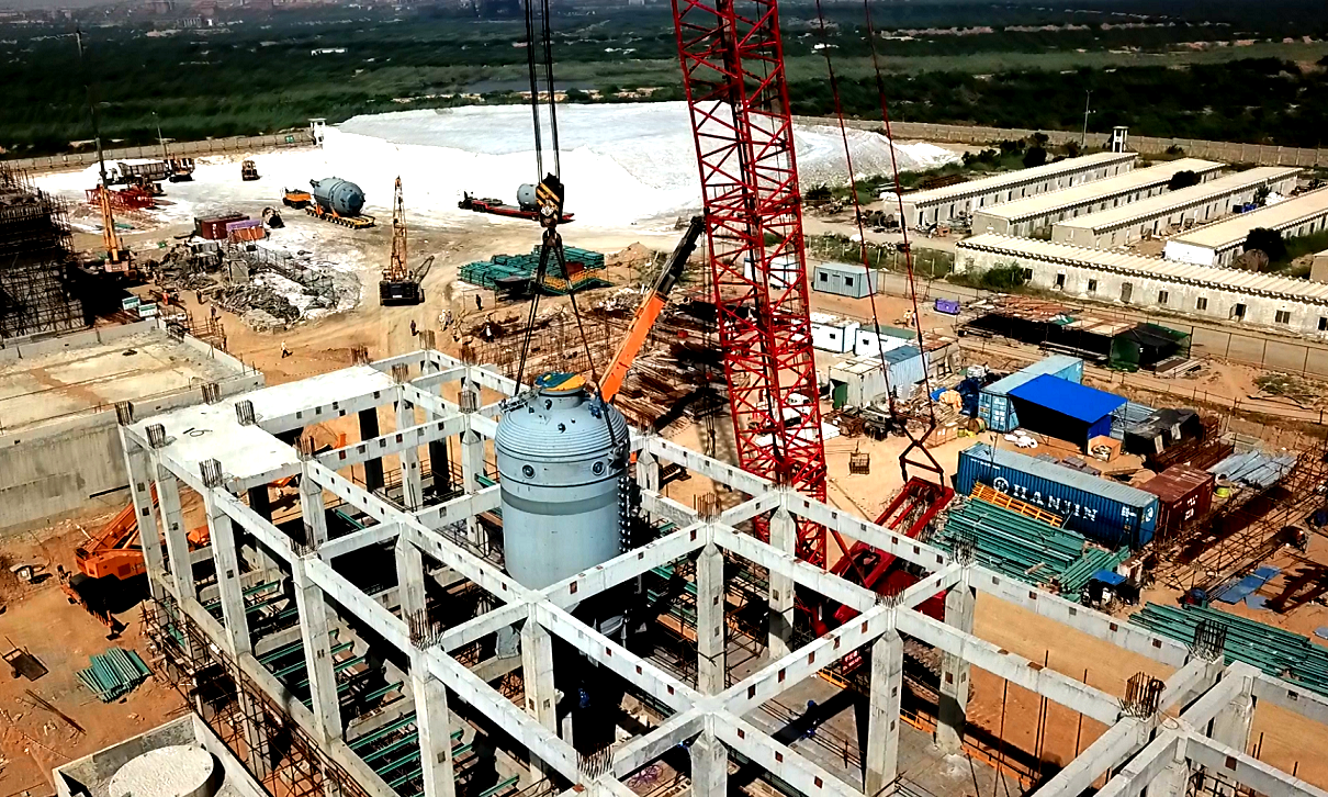 該項目位于巴基斯坦卡西姆港區內，項目規模為10萬噸/年PVC及配套公用工程。項目建成后將極大緩解巴基斯坦國內對于PVC化工基礎原材料的需求緊張狀況。