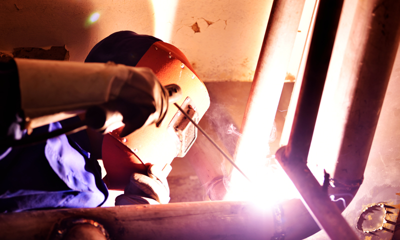 北化研究院集團慶陽化工聚焦主責主業，提前謀劃主要產品全年生產進度控制網絡圖，針對性制定解決措施和保障方案，一季度，公司生產經營逆勢上揚，工業總產值累計完成季度計劃的133.07%，同比增長252.2%。各主要訂貨品種全面飄紅，生產合同全部按約定交付。