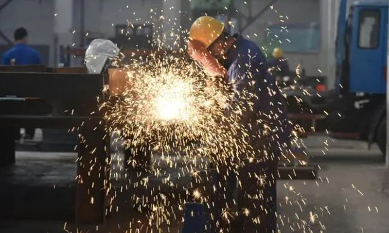 兵器工業集團一機集團北方機械公司科學組織，主動作為強管理、千方百計抓訂單，90%的產品達到或超過定額生產，一季度公司實現銷售收入較上年同比增長37%，生產產值較上年同比增長40%，利潤和現金流得到大幅改善，為公司發展提供了可靠的資金支持。