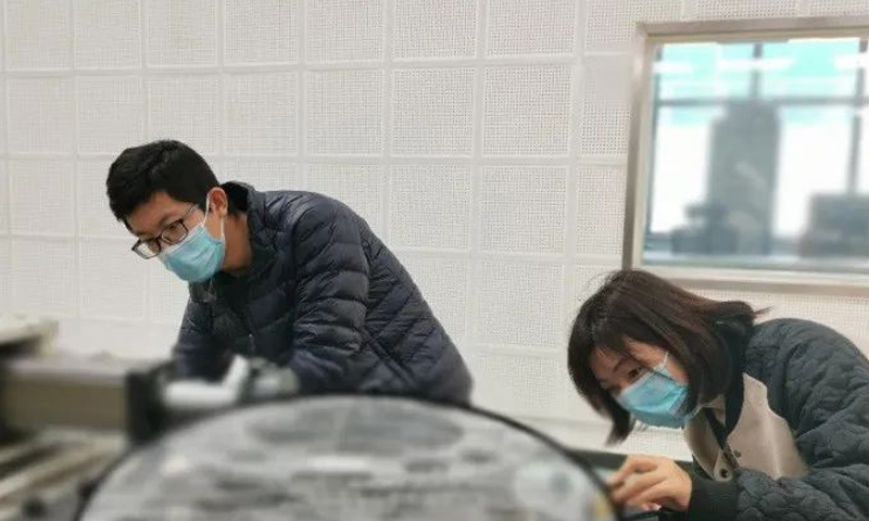 兵器工業集團中國北方車輛研究所各項指標總體運行狀況良好。傳動技術部成功開拓新市場；底盤部件技術部所有在開發項目都如期裝車，并滿足設計要求；試驗測試技術部積極組織不同車型外場試驗，全力保障試驗工作進行；輪式車輛技術部和豐凱公司全力推進科研生產，保質保量地完成第一季度生產任務。