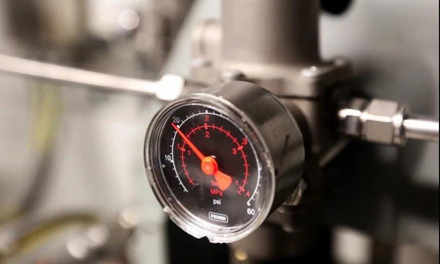 一塊完美的蛋糕，它的味道固然重要，但其造型和用來點綴的糖粉會加深人們對它的喜愛。工程機械產品亦如此，美麗的外形令它的使用者心情愉悅。