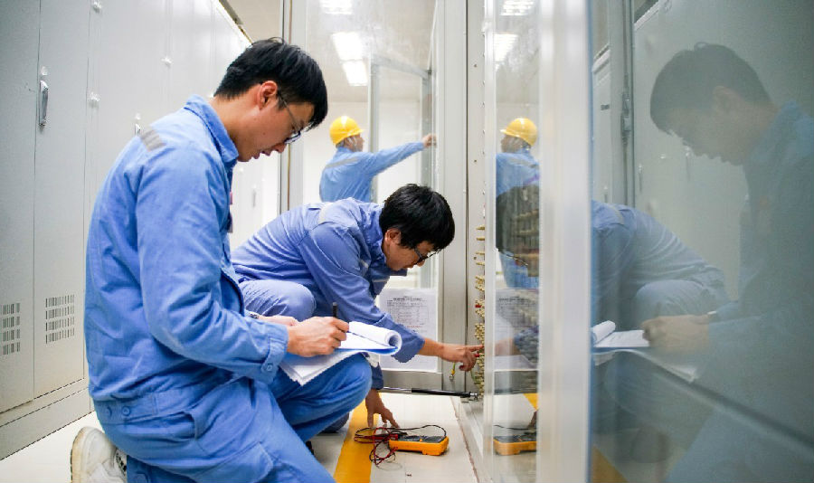 圖為并網現場。