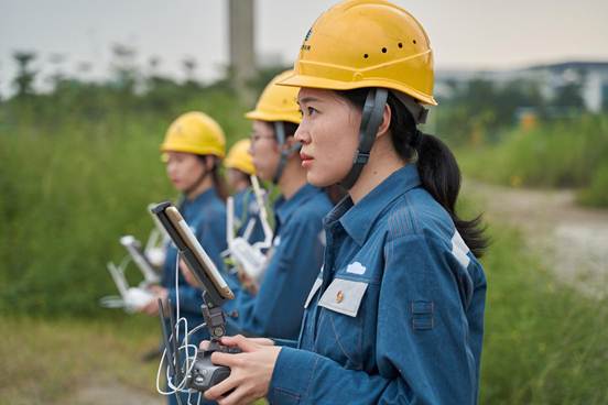 說明: 說明: LUM02785