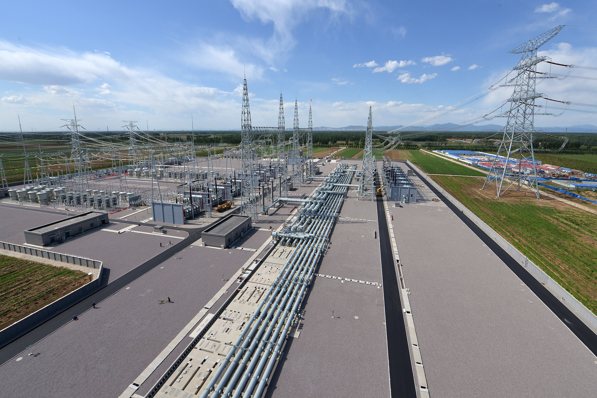 說明: 說明: C:\Users\Administrator\Desktop\鄒明特高壓照片\鄒明攝影-20160515北京東站全景.jpg