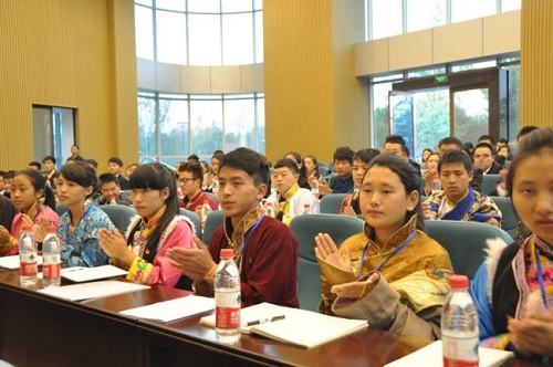 助企紓困解難題|深化校企合作 穩就業保民生